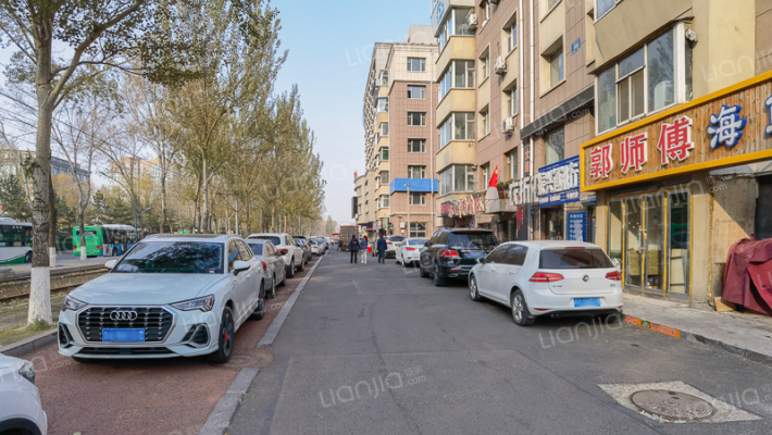 绿园小区外景图