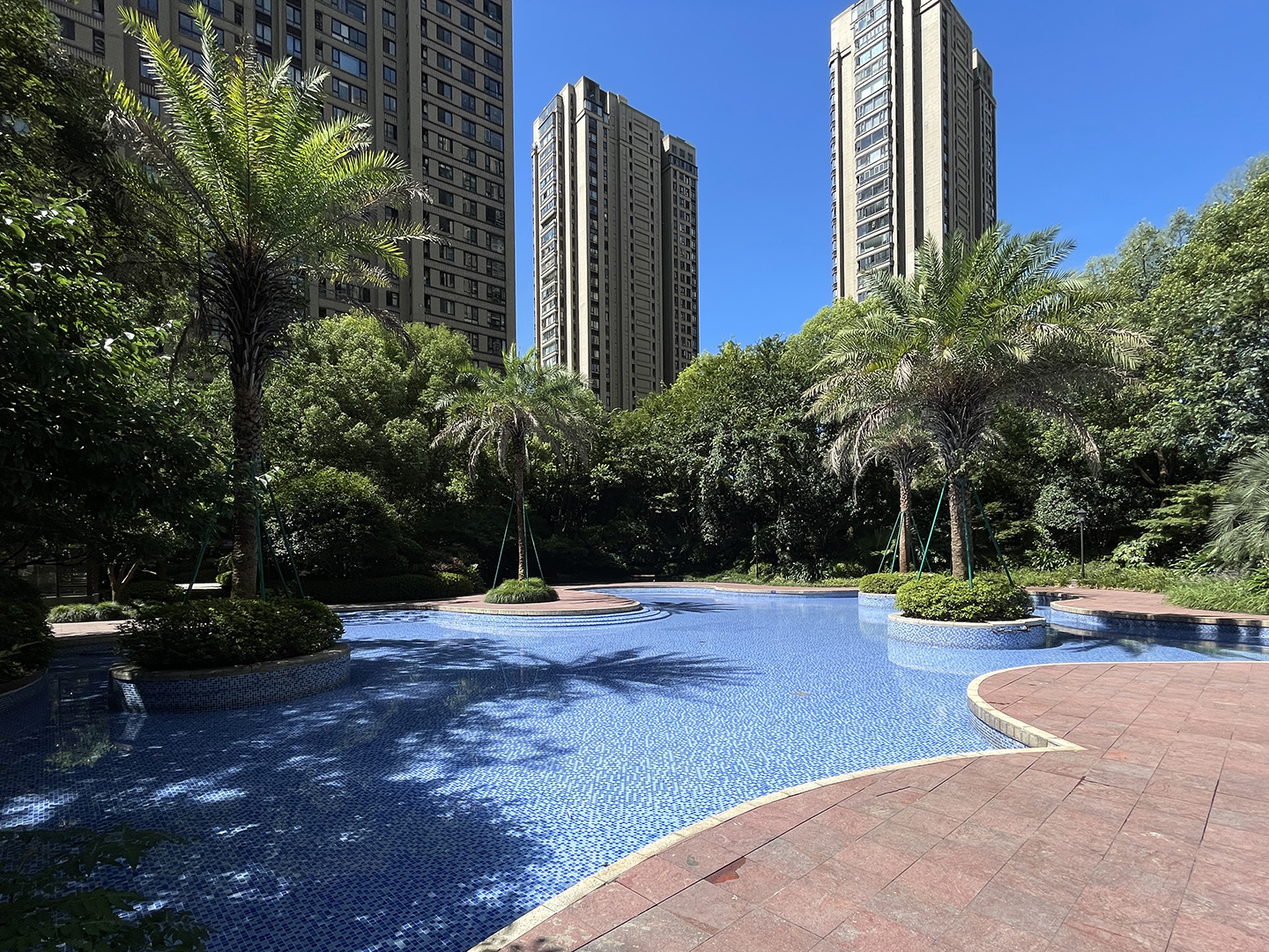 龙湖春江彼岸小区实景 20