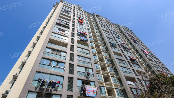 吴越祥庭外景图