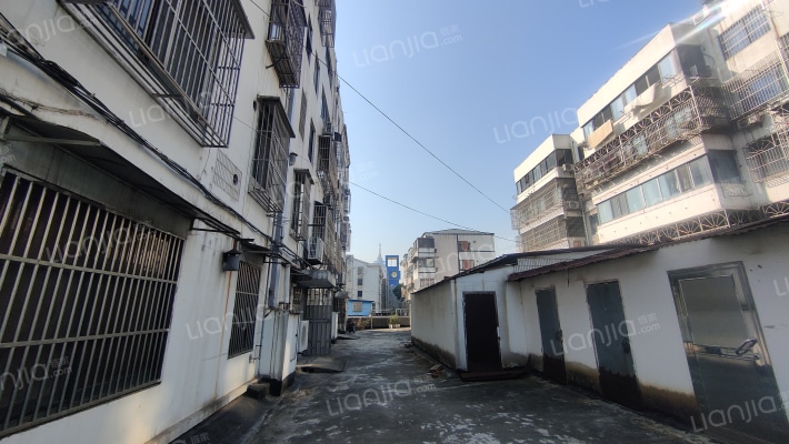 中街35号外景图