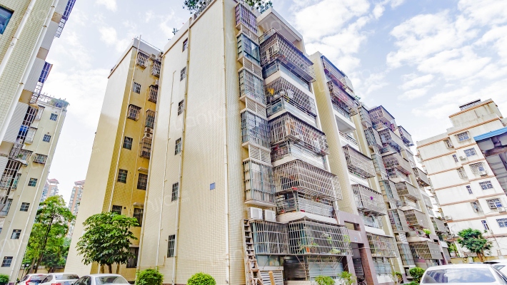 承泰花园外景图