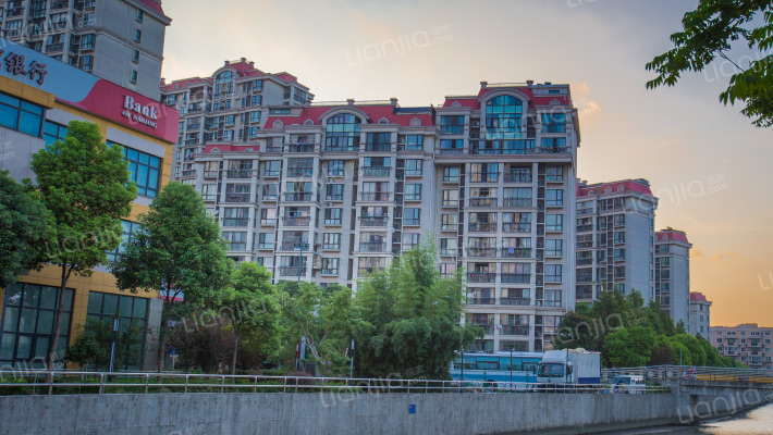 大上海紫金城外景图