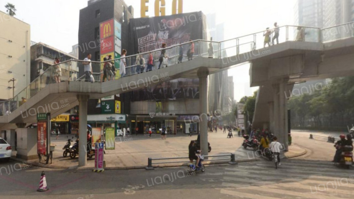 壹购潮流广场外景图