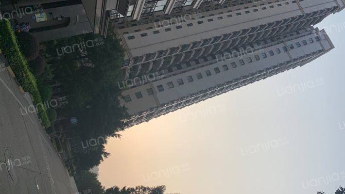 祈福辉煌台外景图