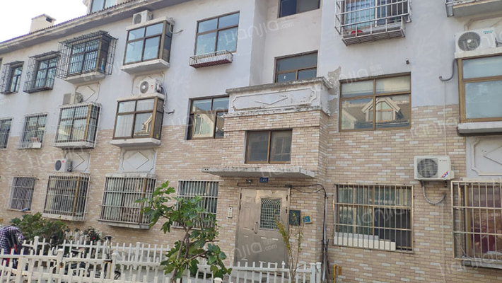 石岛庭院外景图