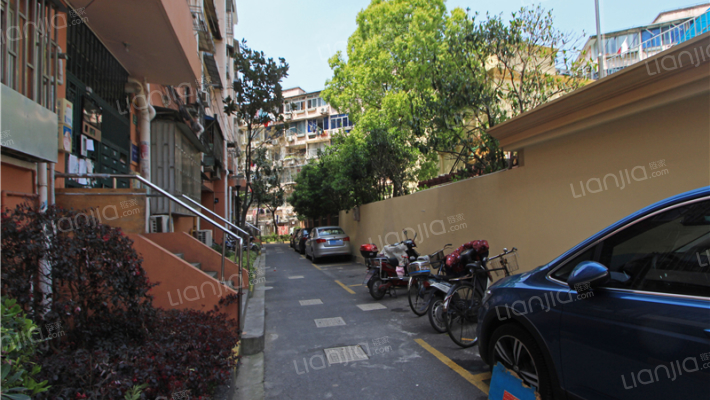 工汇花苑外景图