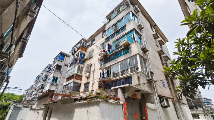 木浪路227幢外景图