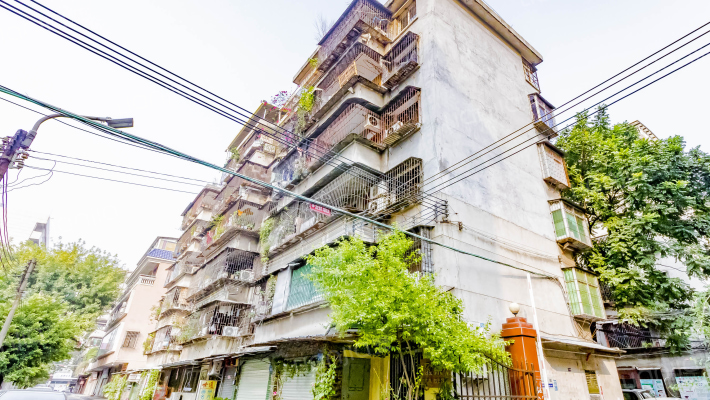 宾馆新村外景图