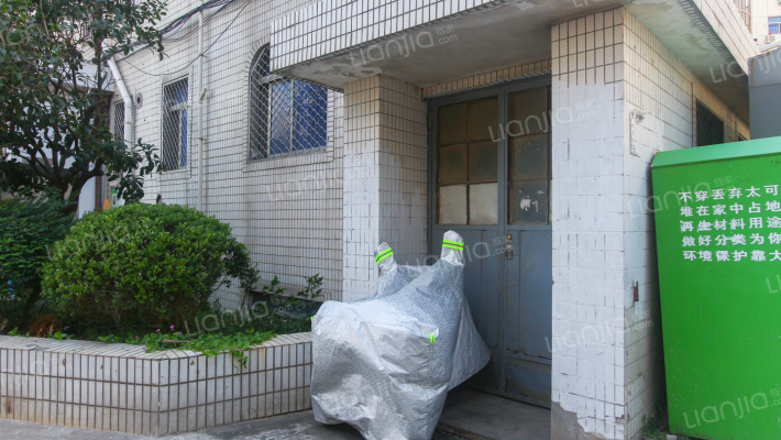 莲溪大楼外景图