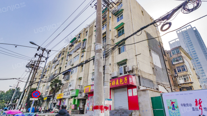 阜南路155号外景图