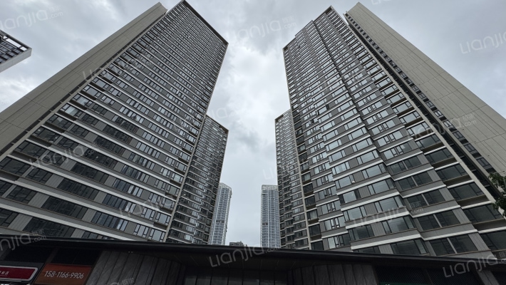 中海寰宇天下汇德里外景图