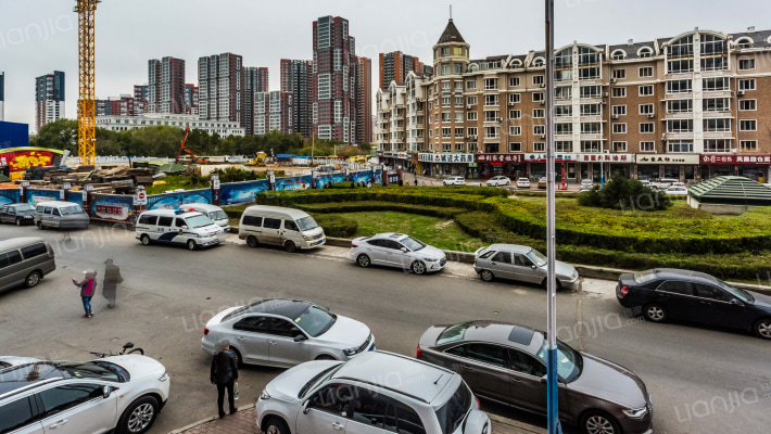 风车小镇外景图