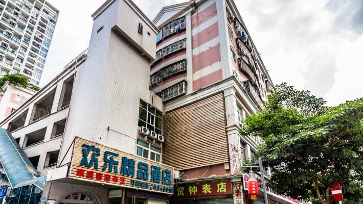 众冠花园外景图