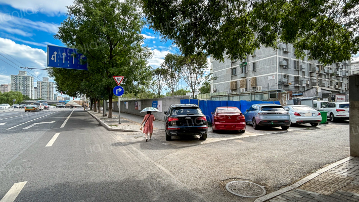 右安胡同乙7号院外景图