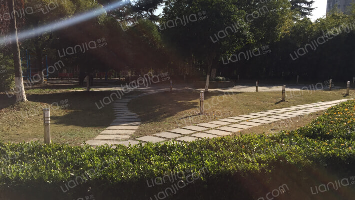 同济西苑外景图