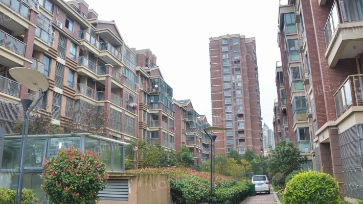 圣联科瑞北郡外景图