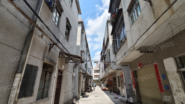 和兴一街外景图