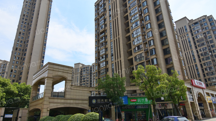 国贸天琴湾东区外景图