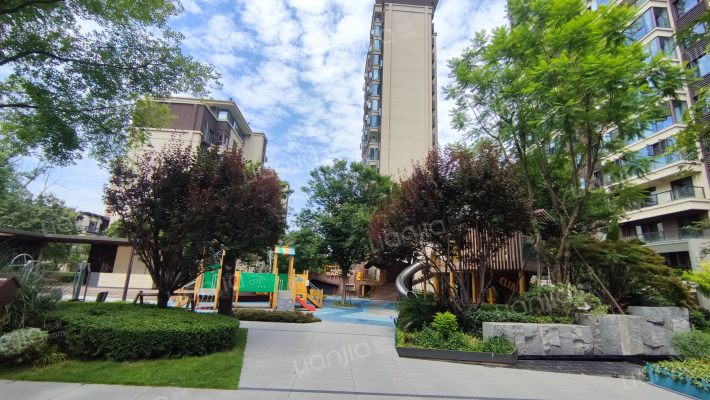 龙湖中骏光明.璟悦天著外景图