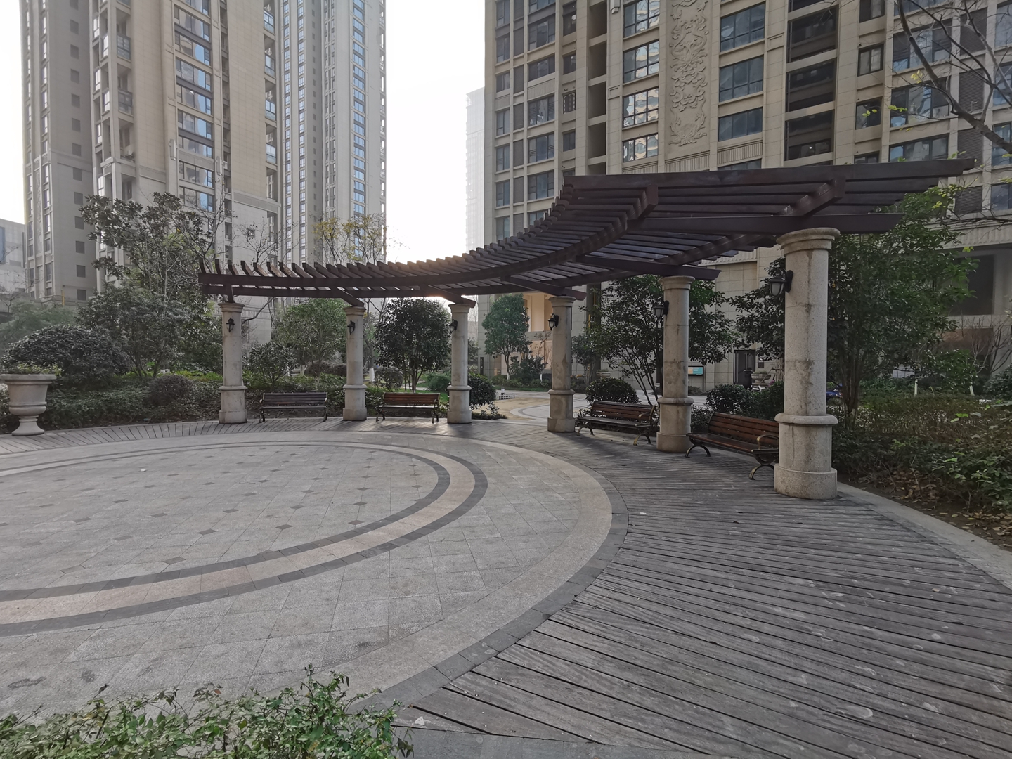 Lixiang Yintaicheng compound photo 12
