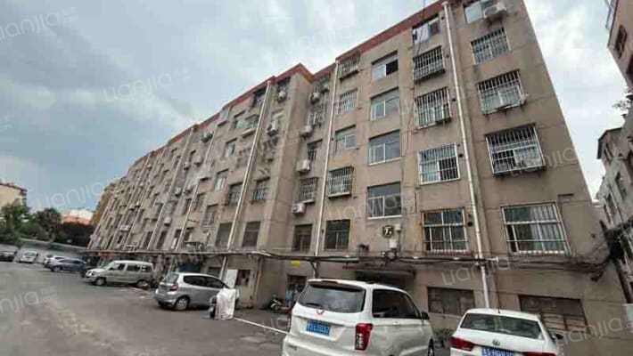 康居园小区外景图