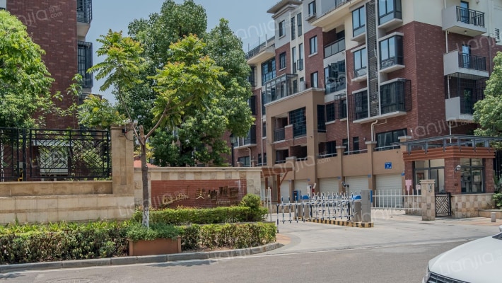 美地雅登四里外景图