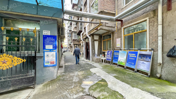 东十道巷12号外景图