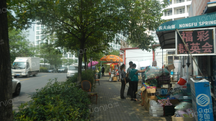 宁德路商业外景图