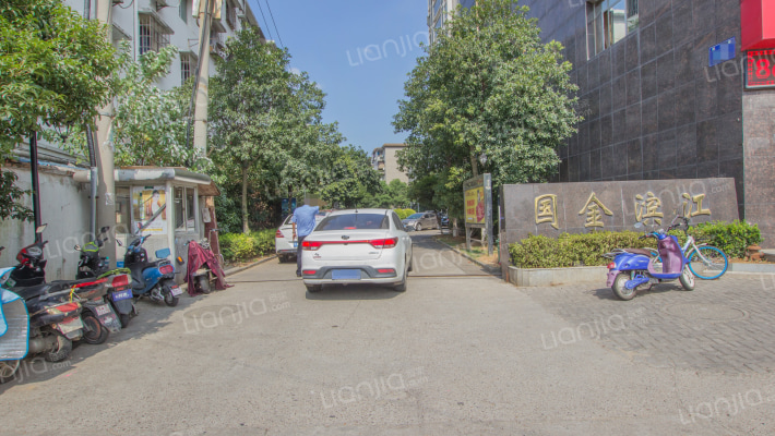 国金滨江外景图