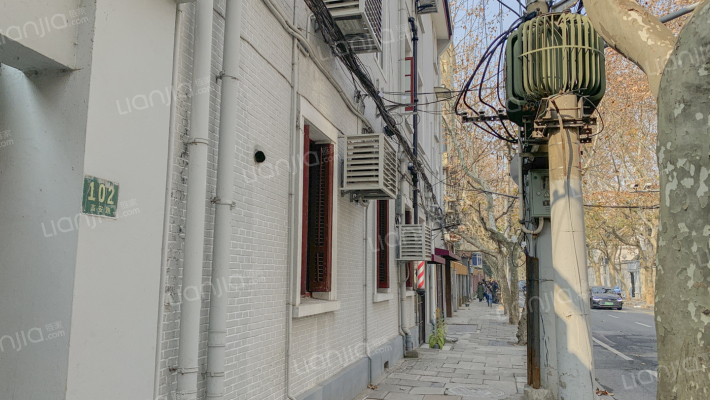 高安路102号外景图