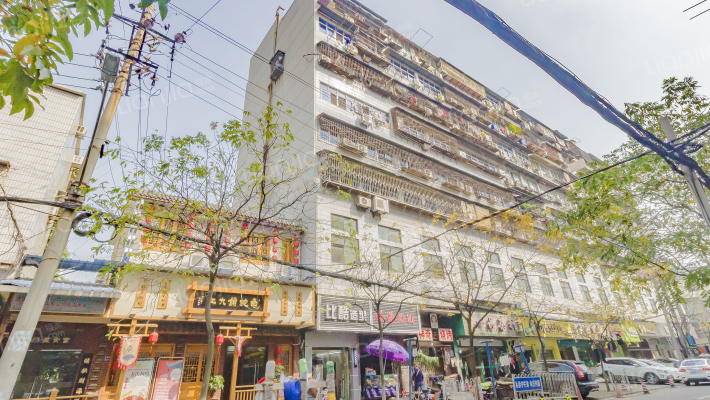 高雄路8号外景图