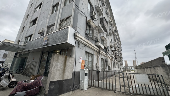 美时达公寓外景图