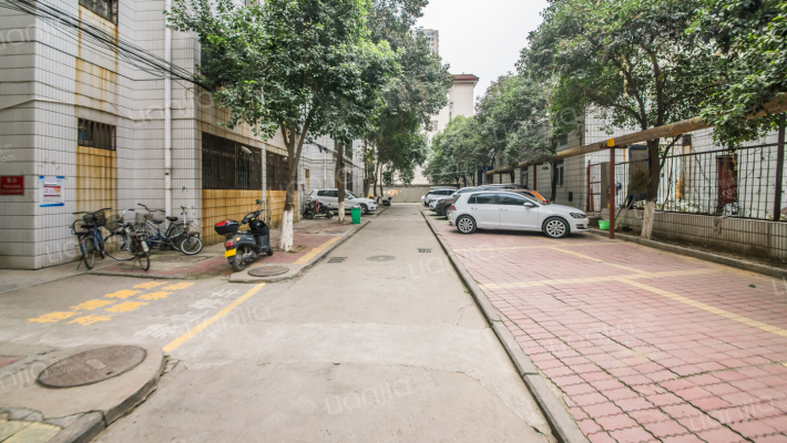 东明路205号院外景图