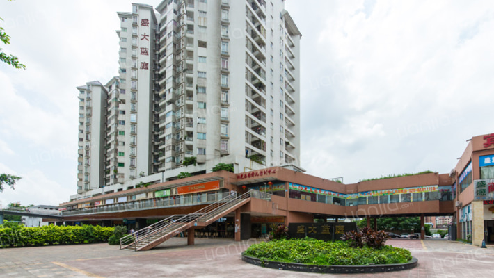 盛大蓝庭外景图