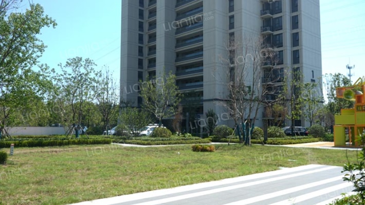 上坤云栖麓外景图