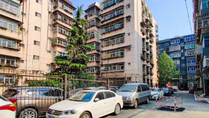 昌仁里小区外景图