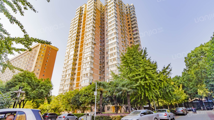 高层小区外景图