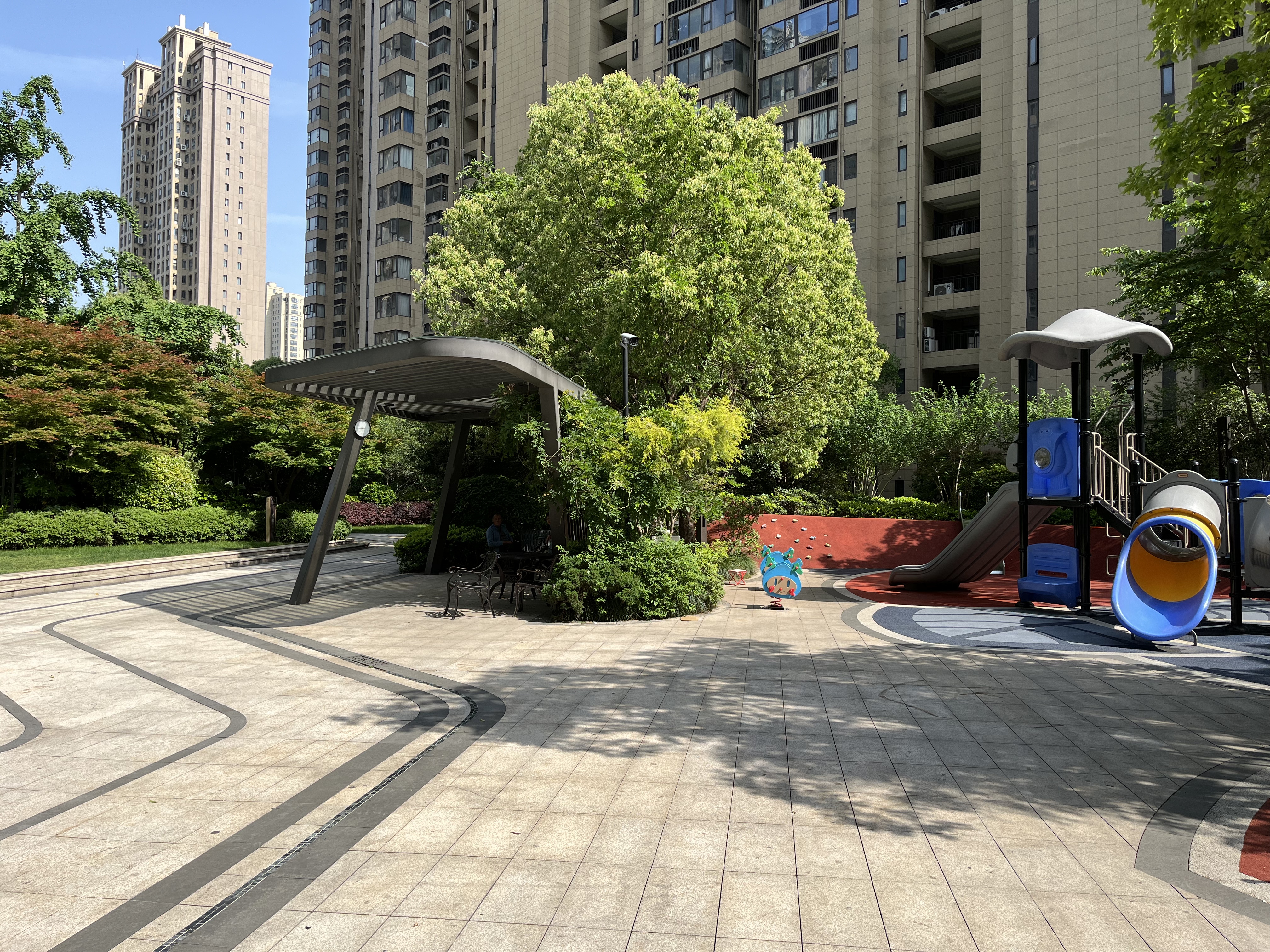 春江悦茗小区实景 6