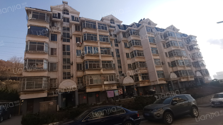 凤凰台南街小区外景图