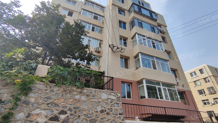 秀峰东园外景图