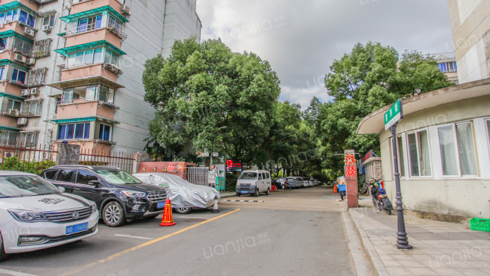 月季小区外景图