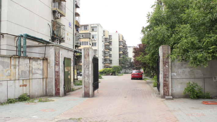 中山门西里外景图