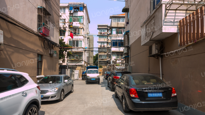 牡丹江路182弄外景图