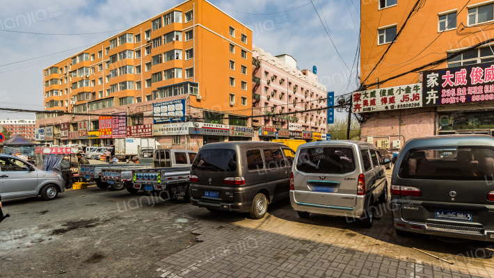 汽贸城小区外景图