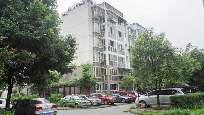 东虹路65号院外景图