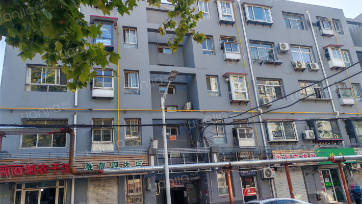 油漆厂宿舍外景图