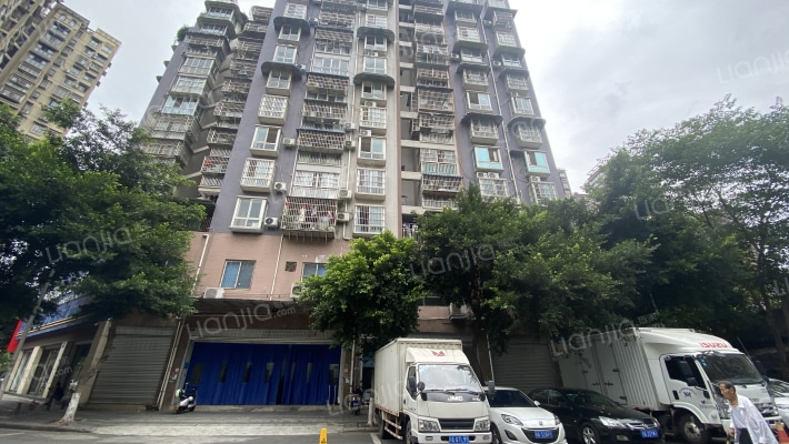 水岸人家外景图