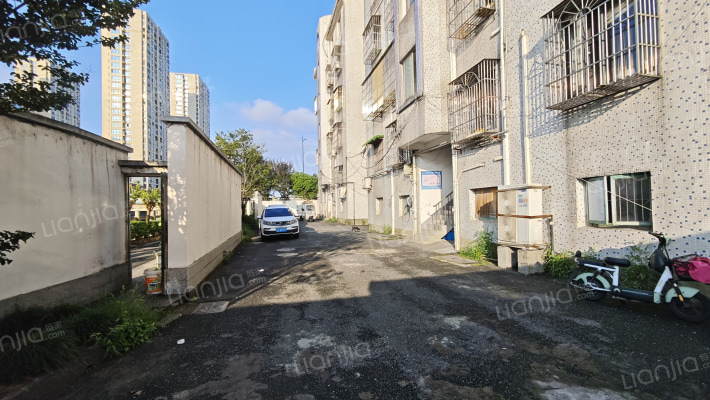 瓜渔路外景图