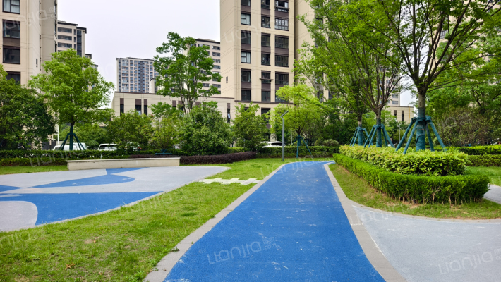 颐居朗诗紫熙府外景图