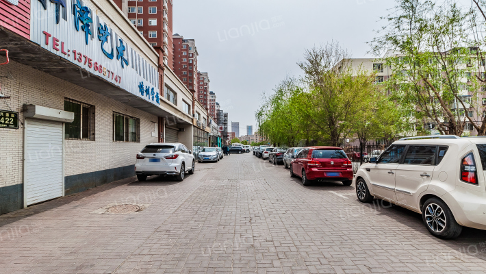 怡通家园外景图